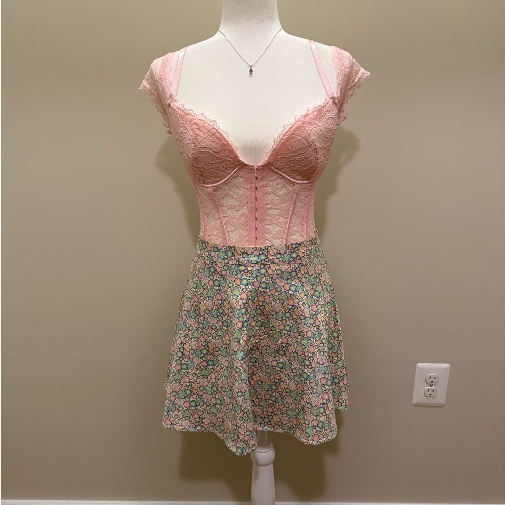 floral pattern high waisted skirt
